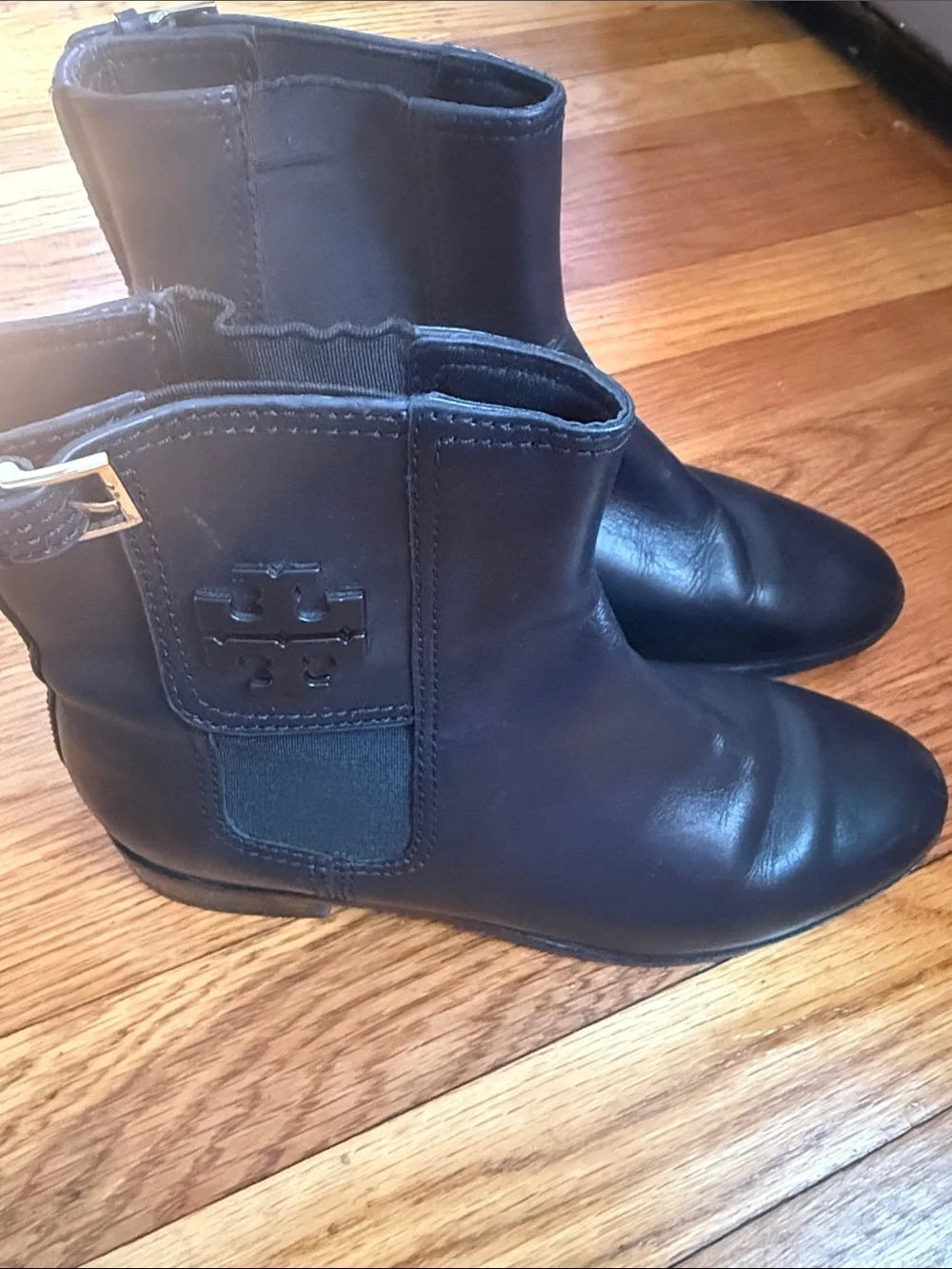 Women Black Leather Chelsea Boots - Ankle Boot